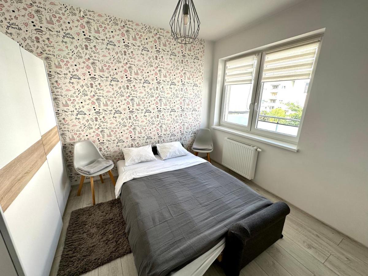 Sdh 1 Wolomin Comfortable Apartment Near Warsaw Eksteriør bilde